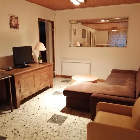 Mamyvonne Πανσιόν 3*