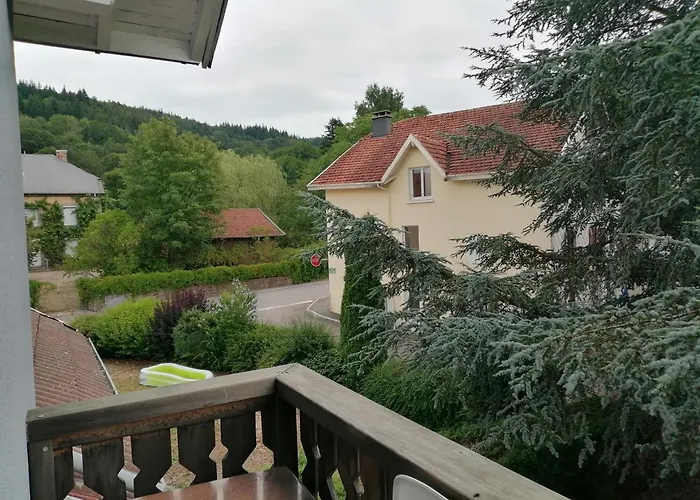 Pensión Mamyvonne 3*