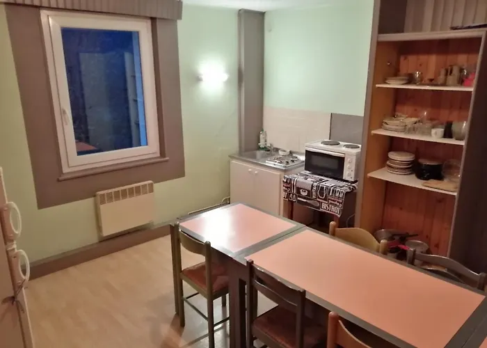 Pensión Mamyvonne 3*